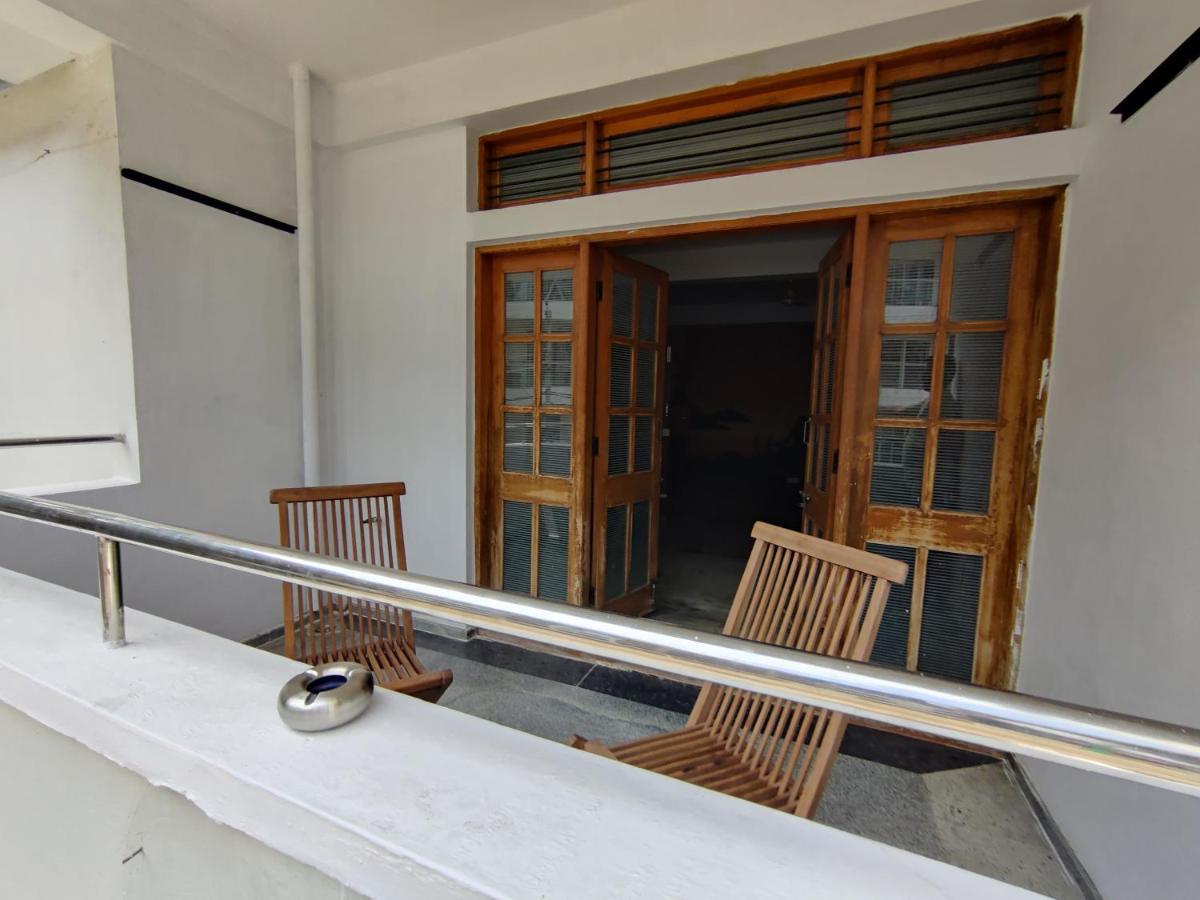 Ferienwohnung Yoga House Vanivilasa Puram Exterior foto