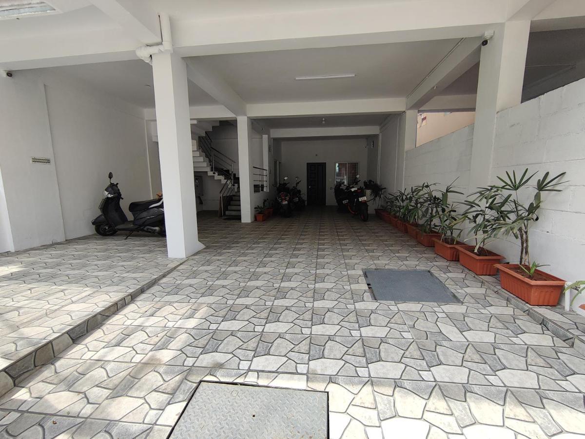Ferienwohnung Yoga House Vanivilasa Puram Exterior foto
