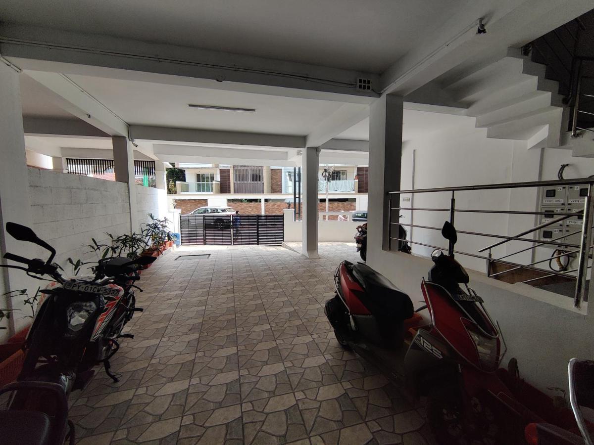 Ferienwohnung Yoga House Vanivilasa Puram Exterior foto